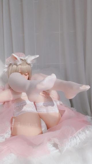年轻的老师在线播放