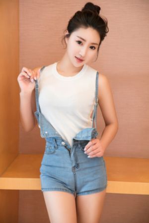 她丈夫面前被耍未删减版