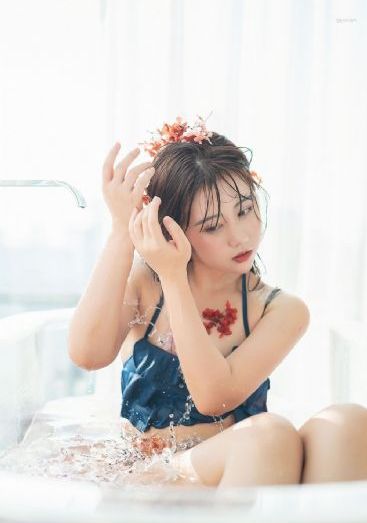 改变土味女孩的纯洁交往高级版