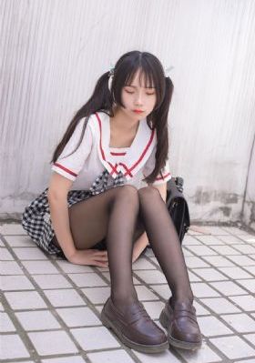 男女一边摸一边做爽爽电视